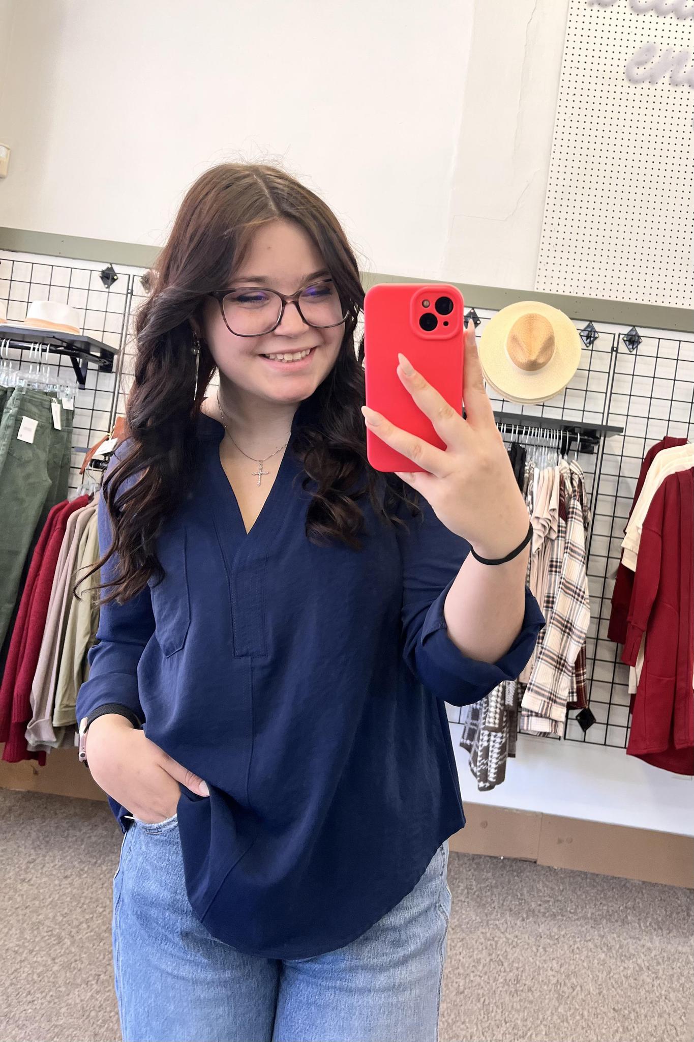 Navy V-Neck 3/4 Sleeve Blouse