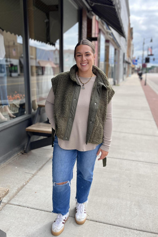 Oversized Faux Fur Vest - Olive