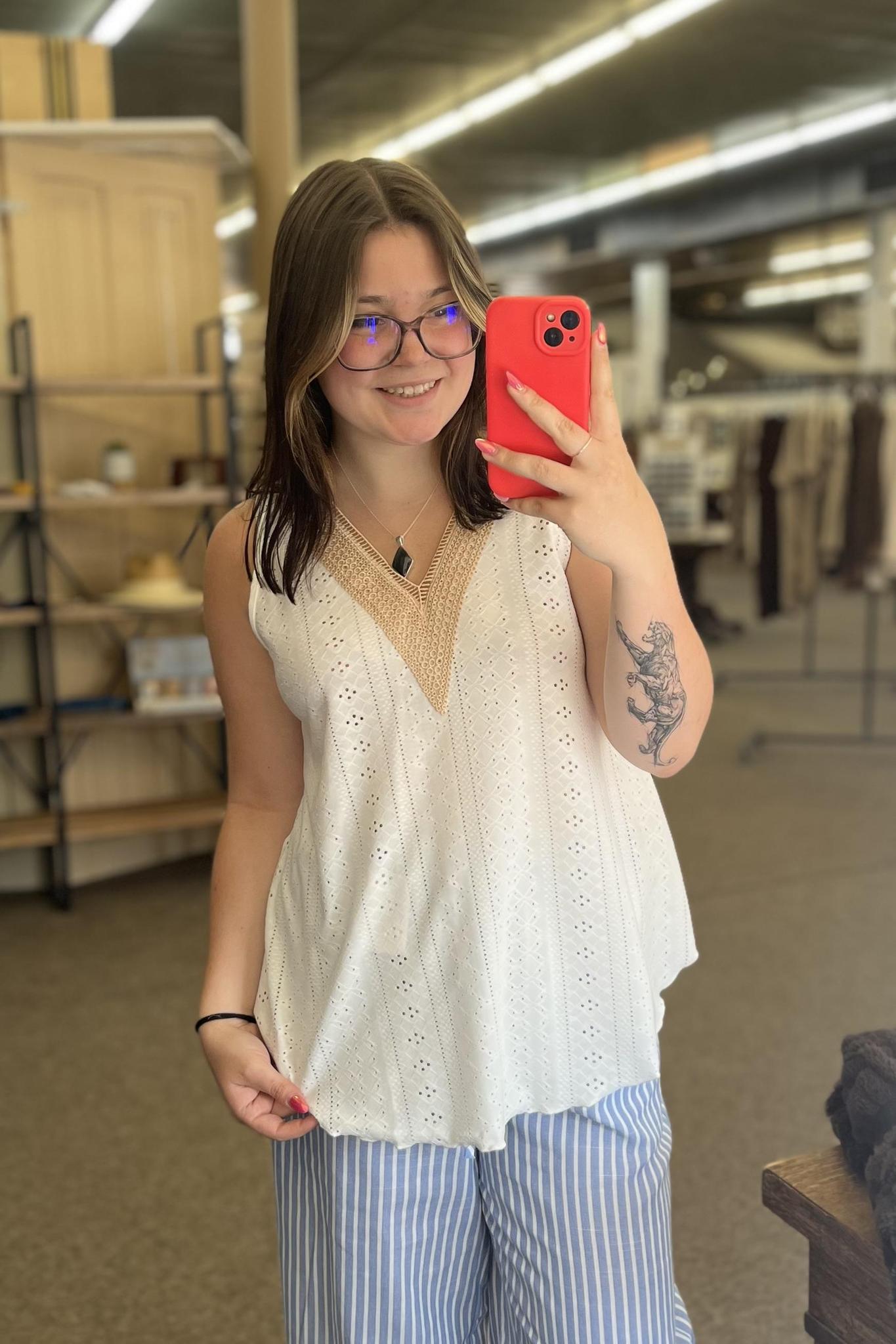 Lace Splicing V Neck Tank Top