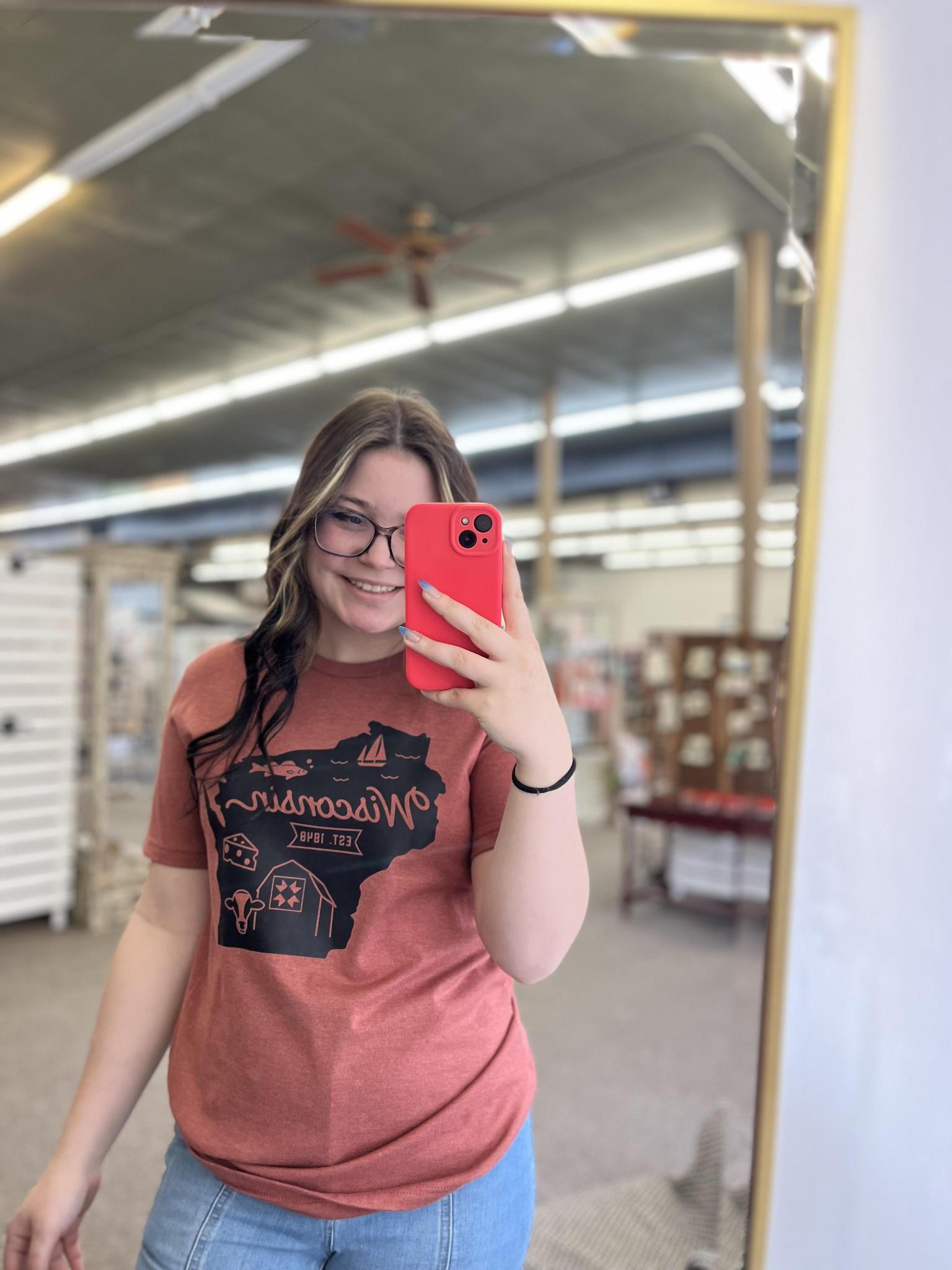 Wisconsin State Outline Graphic Tee