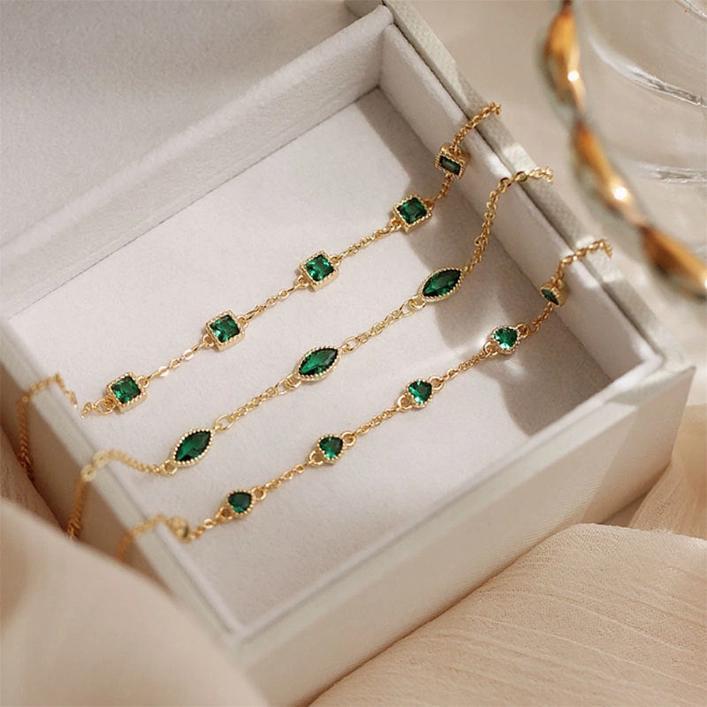 Emerald Gemstone Bracelet