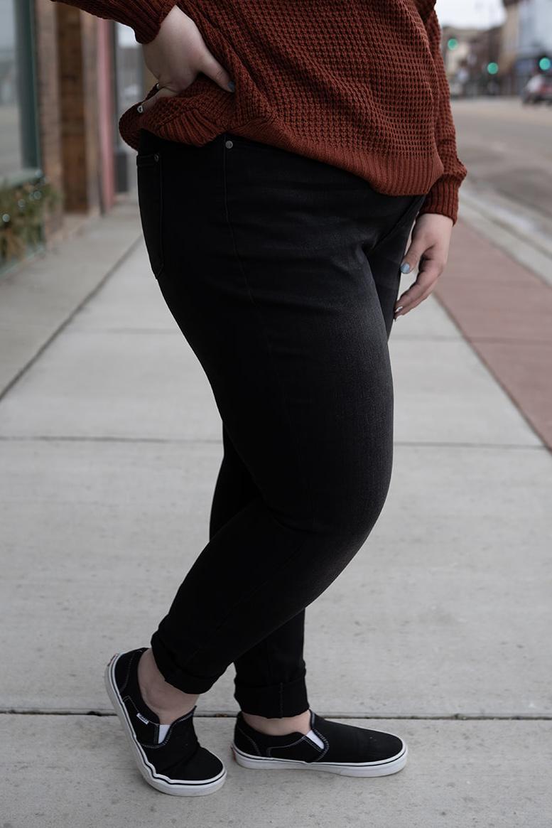 Judy Blue Black High Waisted Skinny - Tall