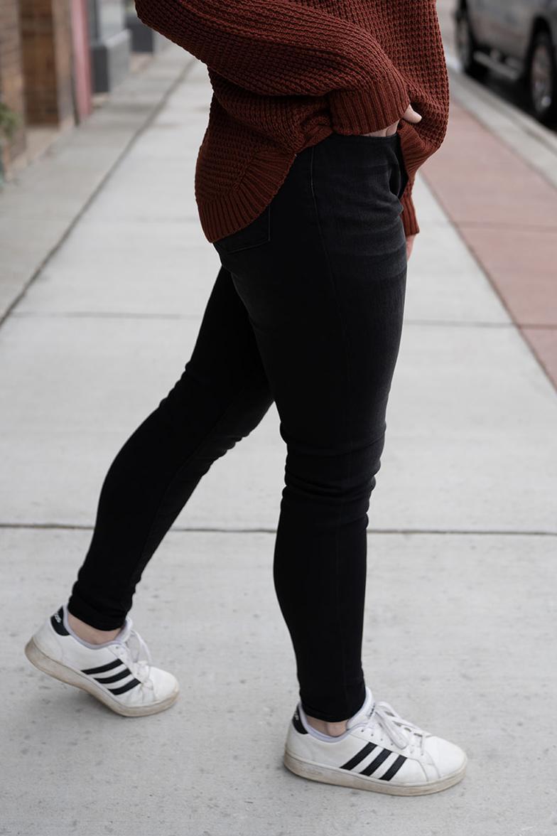 Judy Blue Black High Waisted Skinny - Tall